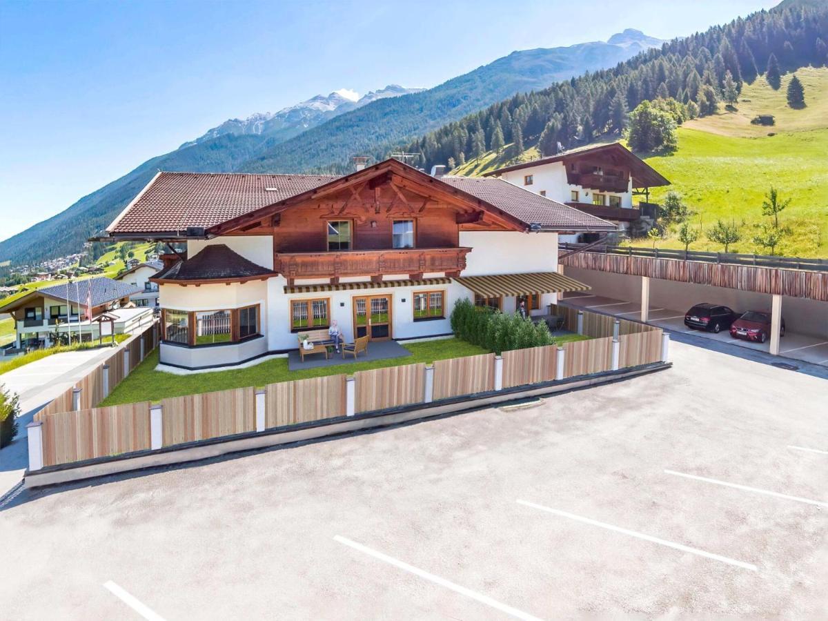 Ideal Apartment In Stubaital With Balcony Neustift im Stubaital Esterno foto